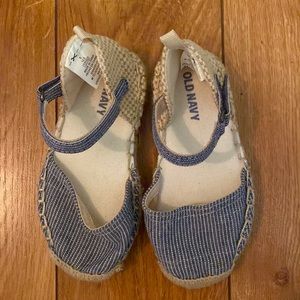 Old Navy Espadrilles Sandals Shoes Size 5 toddler like new